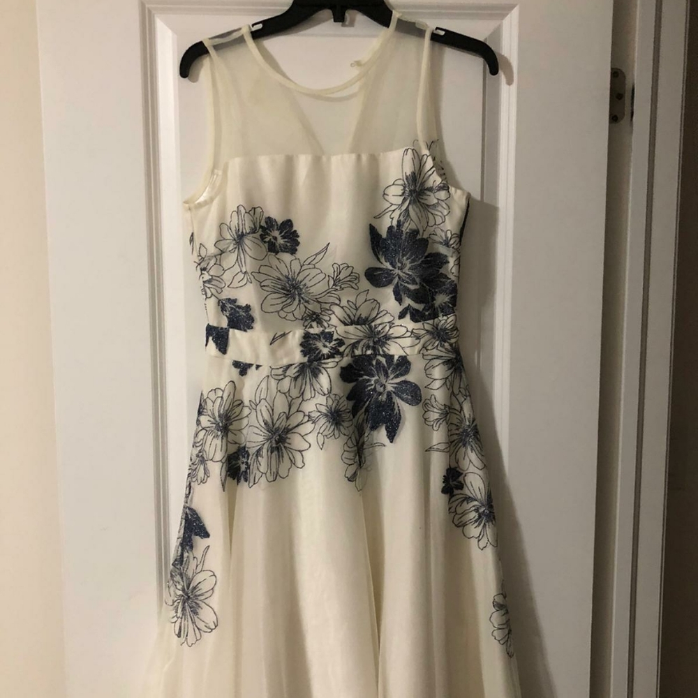 Ladies clothes